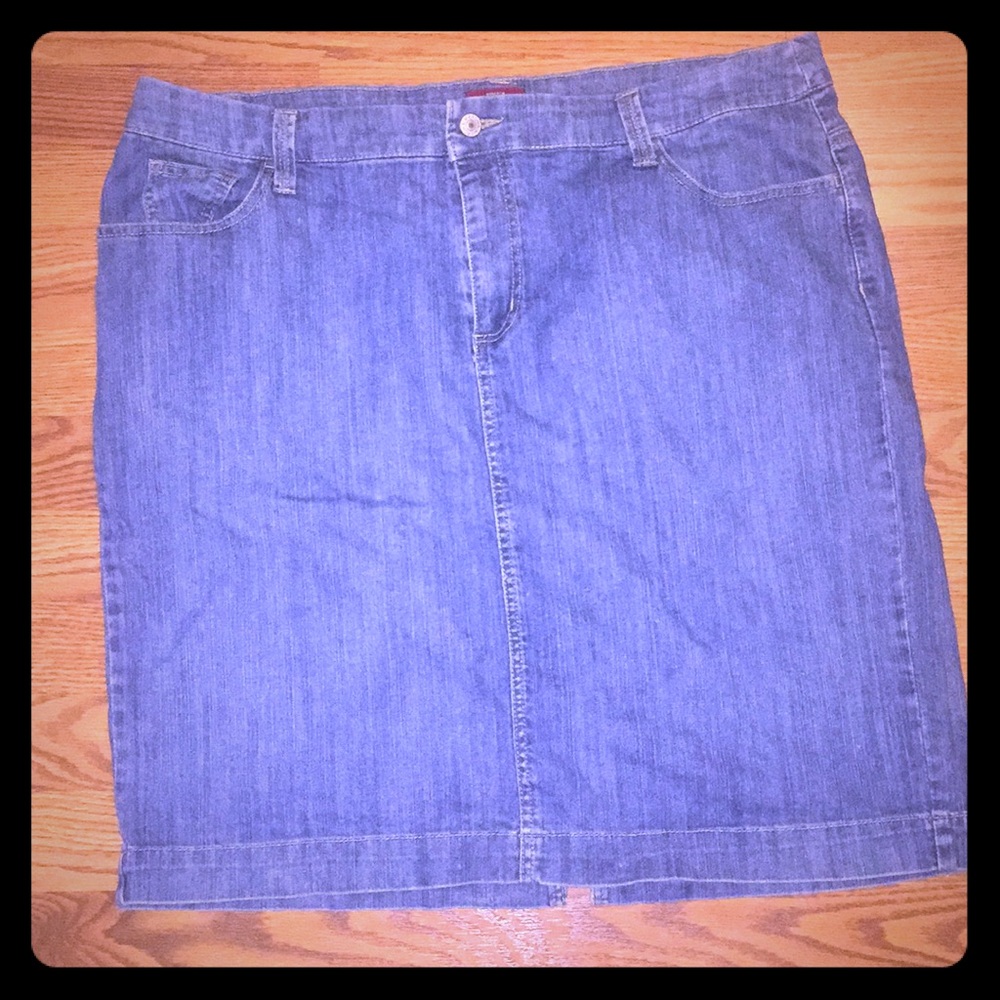 Merona Plus Size Preowned Excellent Cond. Skirt